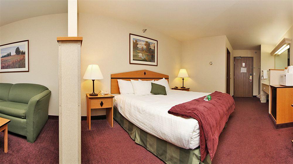 Crystal Inn Hotel & Suites - Грейт-Фолс Экстерьер фото